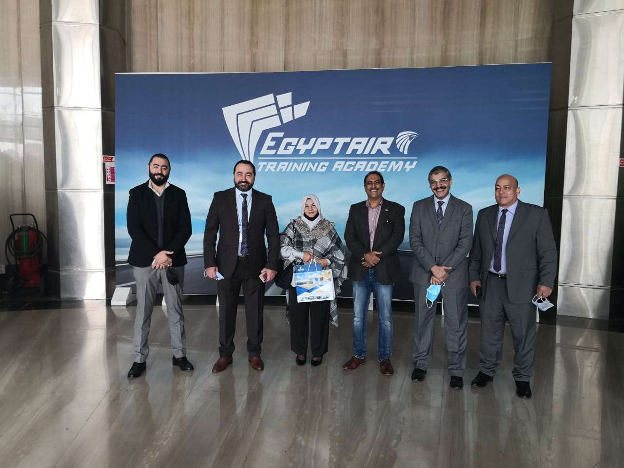 بحث التعاون المشترك بين وزارة النقل اليمنية وأكاديمية مصر للطيران والتدريب