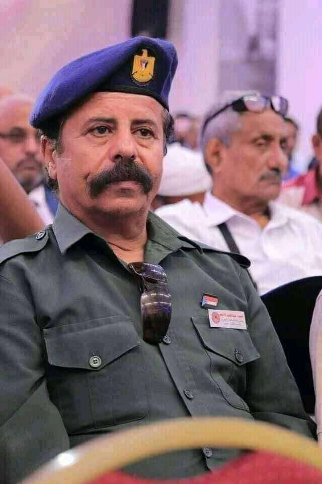 عاجل :استشهاد عقيد بتفجيرات مطار عدن