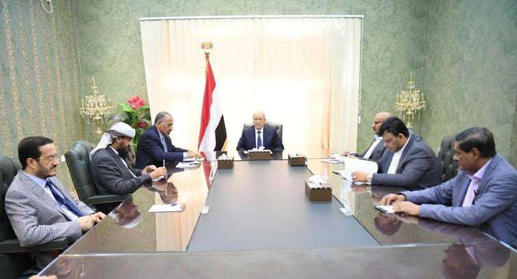 الكشف عن هدف إجتماع مجلس الرئاسة اليوم في الرياض وعلاقته بالحرب الكشف عن هدف إجتماع مجلس الرئاسة اليوم في الرياض وعلاقته بالحرب
