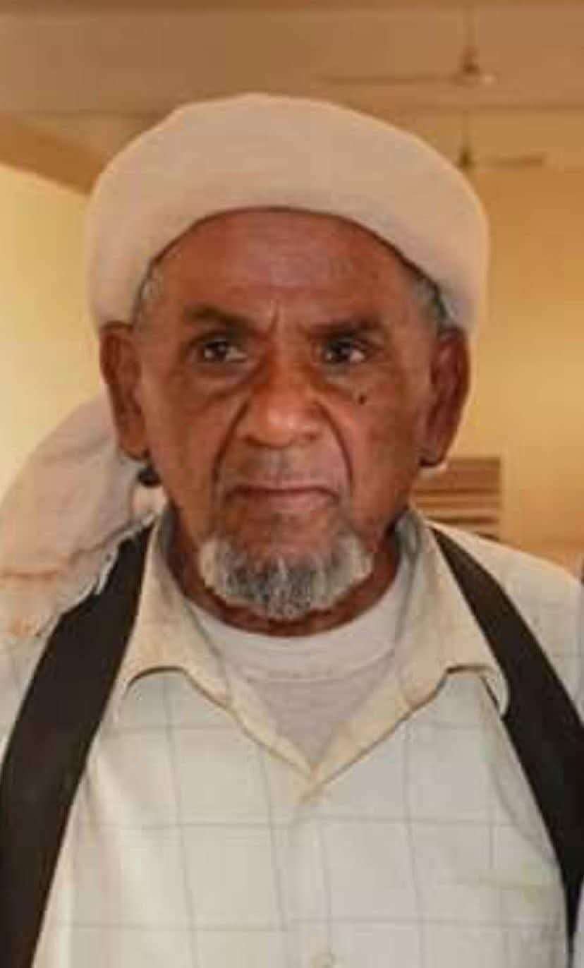 المستشار احمد سريب الدياني يعزي بوفاة الشاعر الكبير محمد لزنم المستشار احمد سريب الدياني يعزي بوفاة الشاعر الكبير محمد لزنم