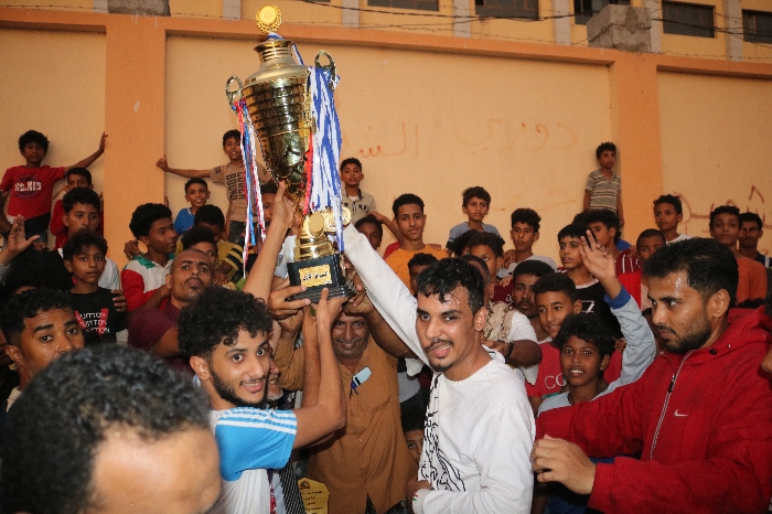 السنافر يتوج بطلا لدوري الشهيد فياض والفقيد غسان لكرة القدم ...وابطال الملاعب الوصيف