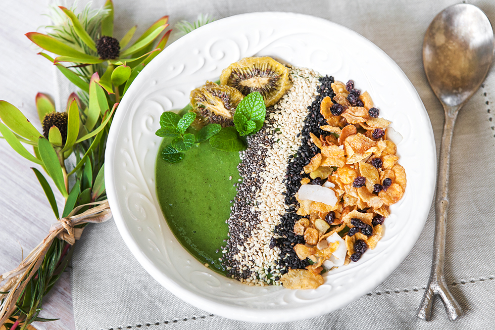 How to Create Perfect Green Breakfast Bowl. Recipe and Video. Crazy