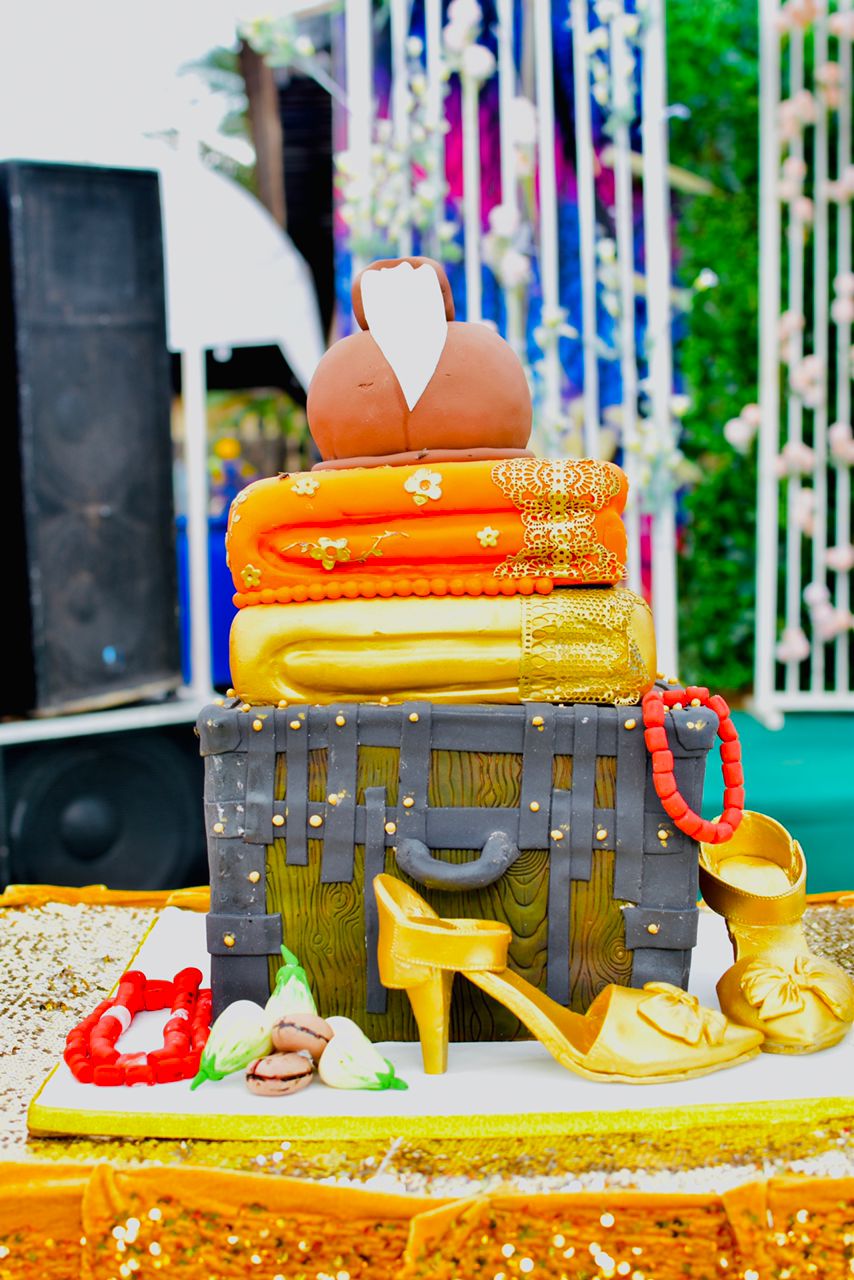 IP20201 Mr. Pedro & Mrs. Ivih