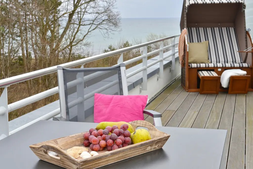 Mit augen und ohren, aber auch unser gaumen, unsere hände und unsere nase entdecken, erforschen und . "Strandkorb" in Juliusruh mieten - Femaris: Ferien auf RÃ¼gen