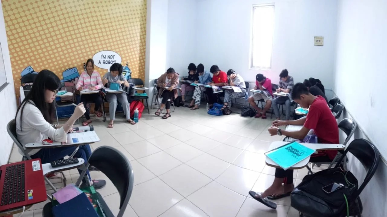 Melayani kursus bahasa inggris, ielts/ toefl preparation. CSR | CST English Centre