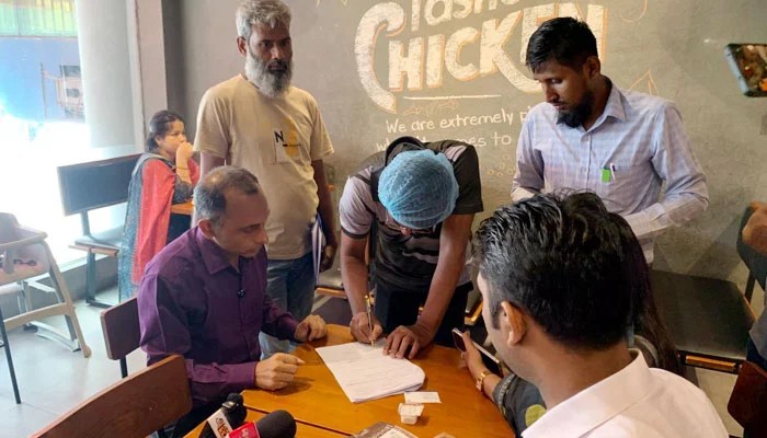 কাচ্চি ডাইনের বিরিয়ানিতে আবার কেমিক্যাল, কেএফসি-ক্যান্ডিতে পাম অয়েল ও মেয়াদছাড়া মেয়োনিজ 1