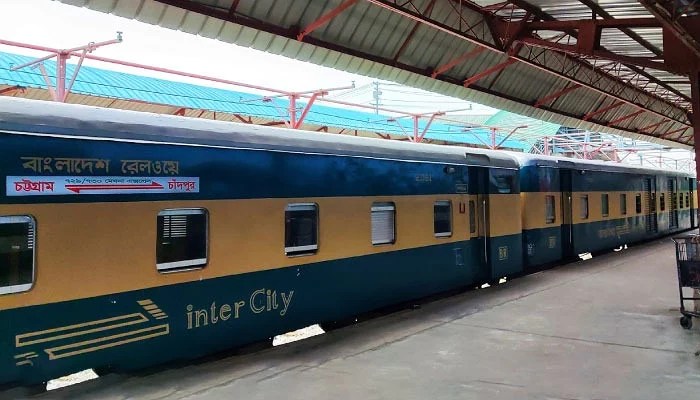 ট্রেন