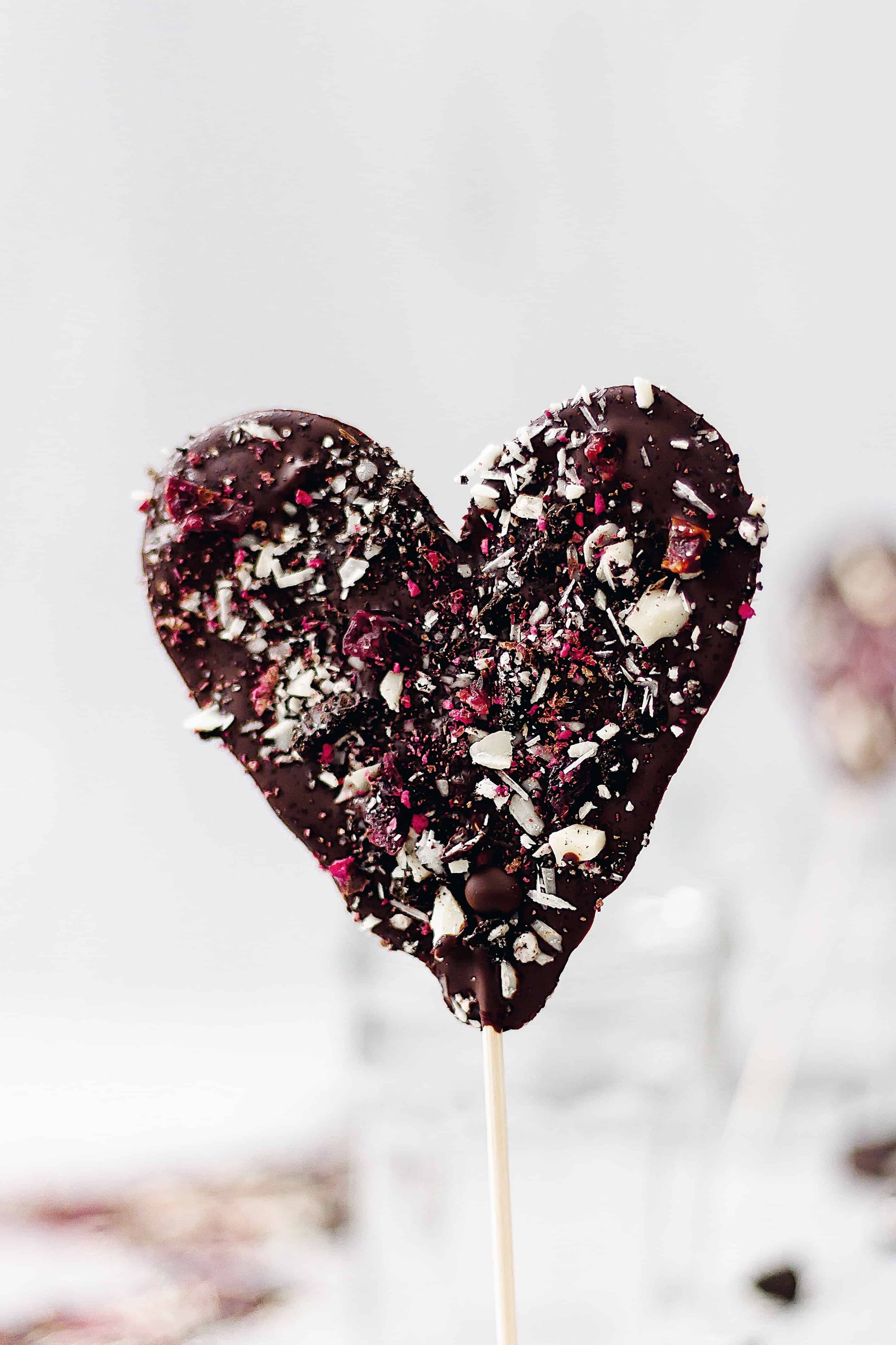 cute valentine’s chocolate heart lollipops