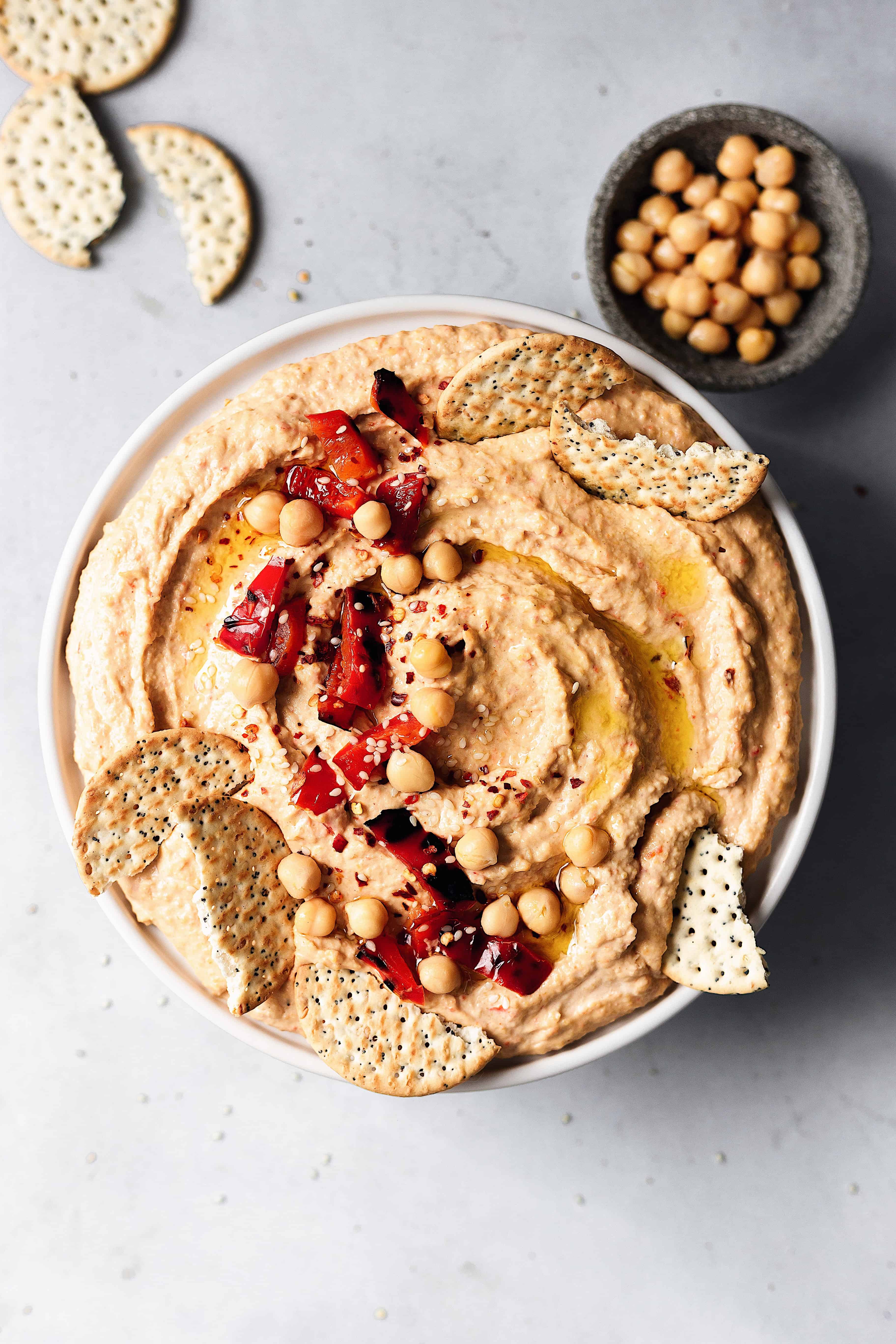 spicy roasted red pepper hummus