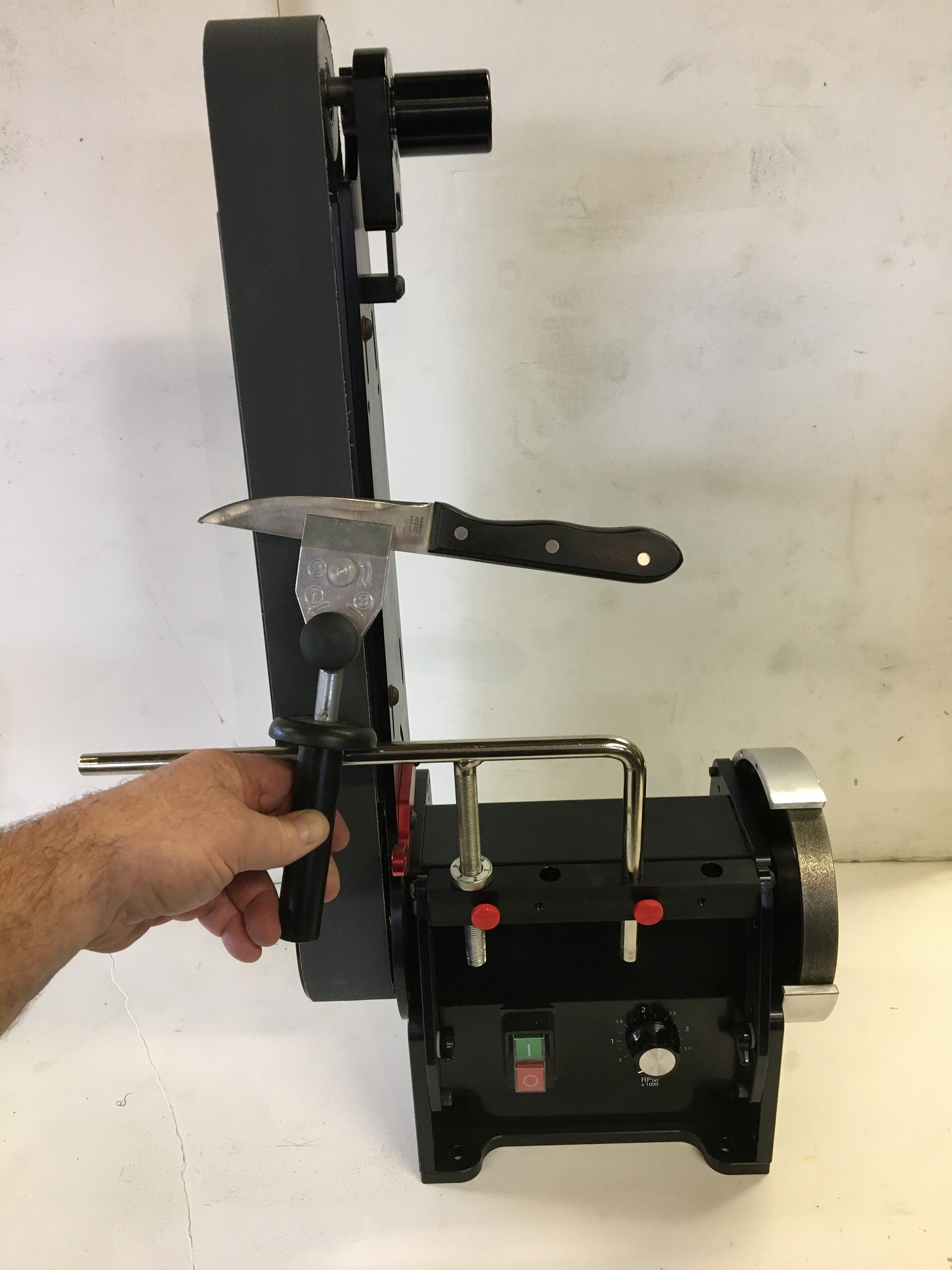 35+ Fresh Drill Sharpening Attachment For Bench Grinder : Universal Tool And Cutter Grinding Machine - Universal - Larger ones are referred to as.