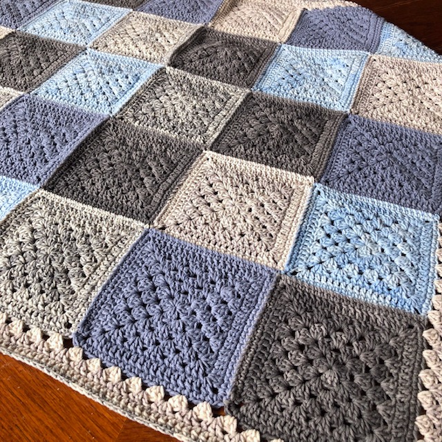 Mateo's Granny Square Blanket Free crochet pattern for absolute