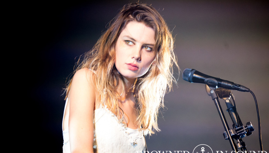 Also check out tour dates for the us, uk and ireland. The Beautifully Unconventional Return Of Wolf Alice In Depth Drowned In Sound