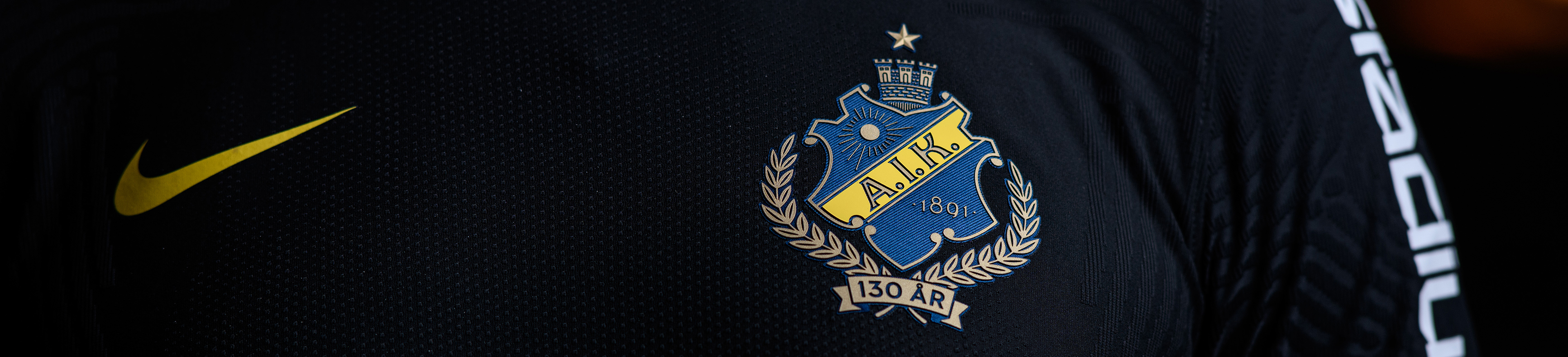 Snyggaste fotbollströjorna 2012 · aik tröja 2015 . Arets Matchtroja Ar Har En Hyllning Till Aik S 130 Ar Aik Fotboll