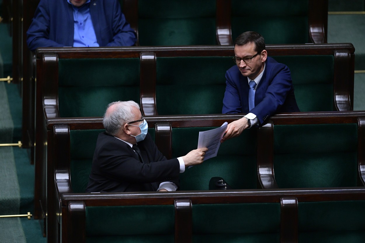Bolsevismus A Policejni Stat Polska Vlada Valci S Sefem Kontroloru Seznam Zpravy