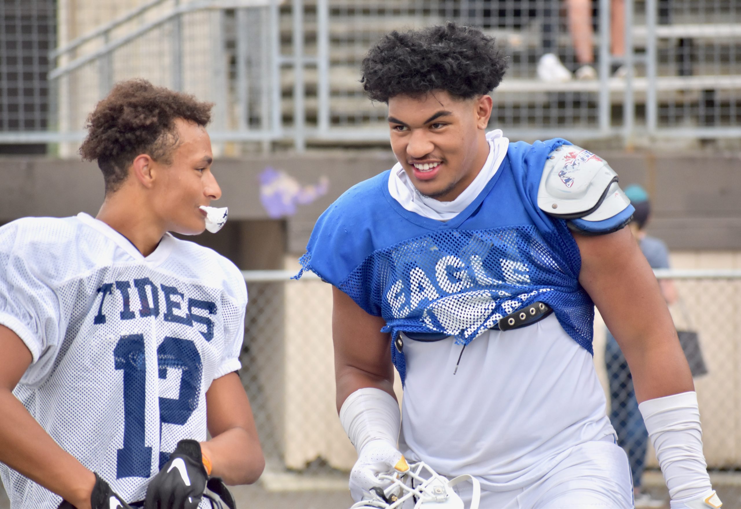 Touted Recruit Andrew Savaiinaea S High School Football Journey Will End Where It Began Graham Kapowsin High School Sports News Scores Videos Rankings Sblive