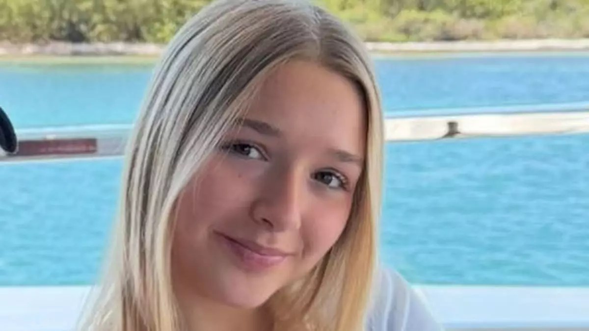 Harper Beckham’s Stylish Night Out: A Lesson in Timeless Fashion