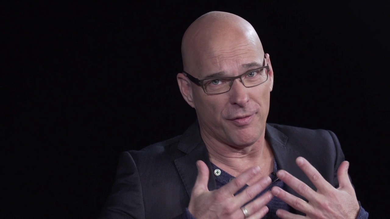 Wesley had hun relatie verknald, liet hij weten. 59-jarige Rob Kamphues doet het met de bijna 30 jaar jongere Anna - Dagelijks Nederland