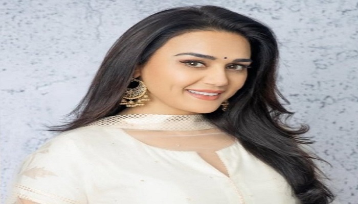 Pretenant Zinta donated Rs 30 lakh for the flood affected by Kings -XI Punjab