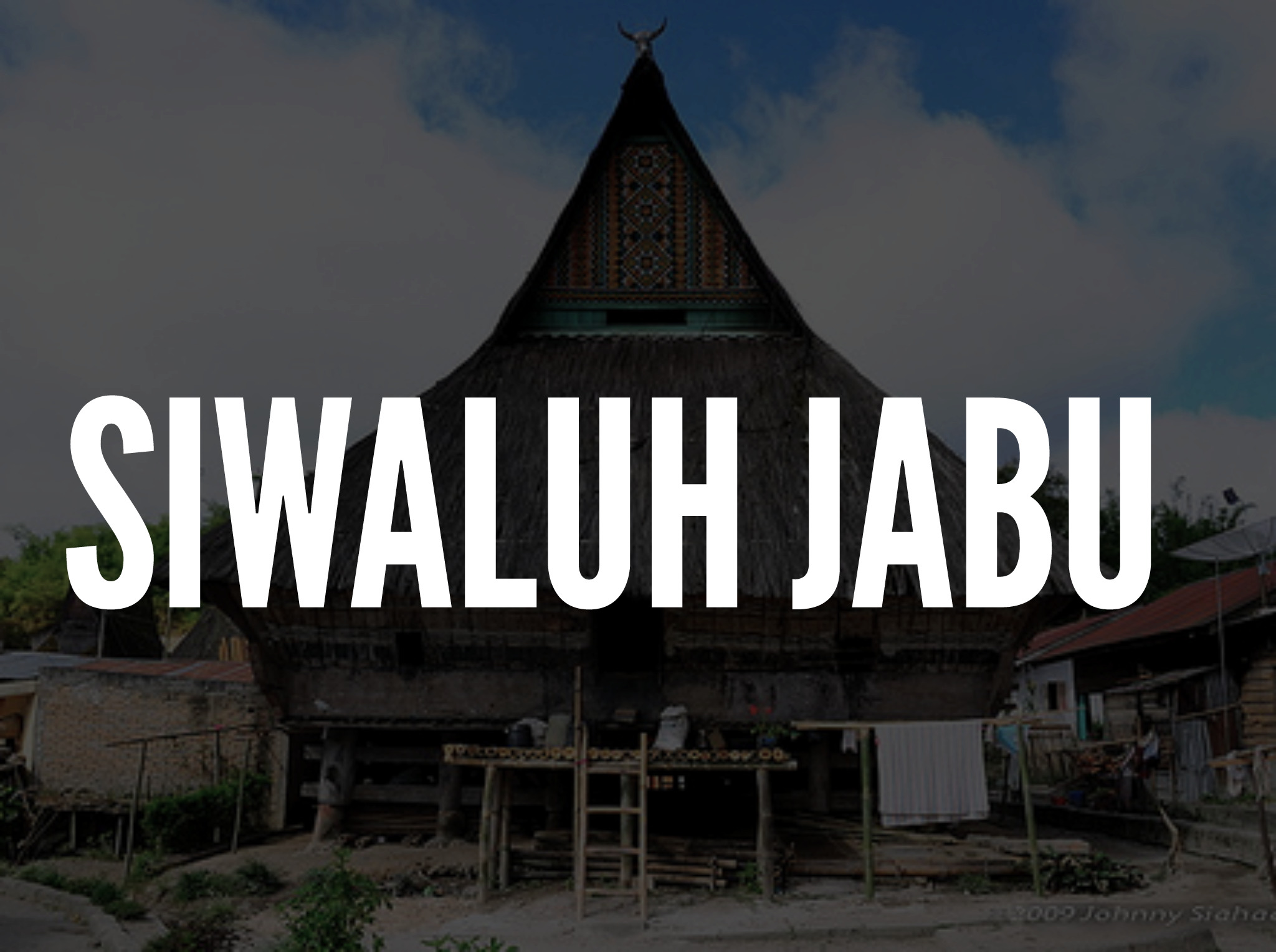 Image of cerita rakyat karo dalam bahasa karo, bahasa indonesia, dan bahasa inggris . Mengenal Siwaluh Jabu Rumah Adat Orang Karo Daily Voyagers