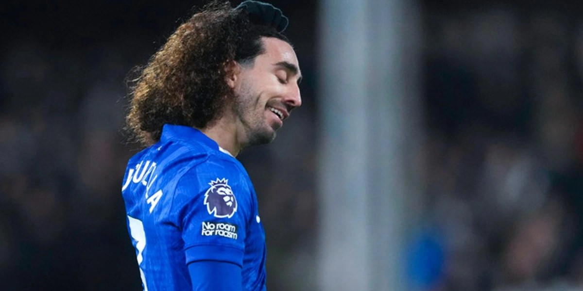 Xabi Alonso Jadi Tembok Utama Cucurella Bertahan di Chelsea