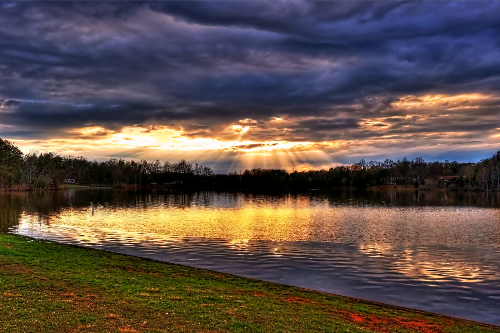 We're heather and mat from mirrorlessons and this is our mirrorless comparison website. Eden, NC | Data USA