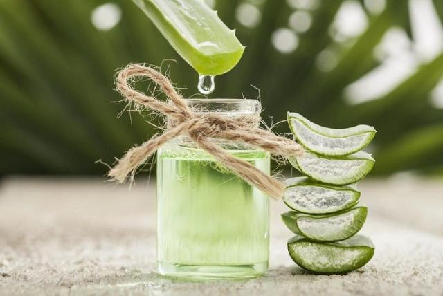 Vor 1 tag · angka penjualan yang telah melebihi 100 juta jar di seluruh dunia, ujarnya. Cara Menggunakan Lidah Buaya Segar Untuk Masker Wajah Dan Rambut Womantalk