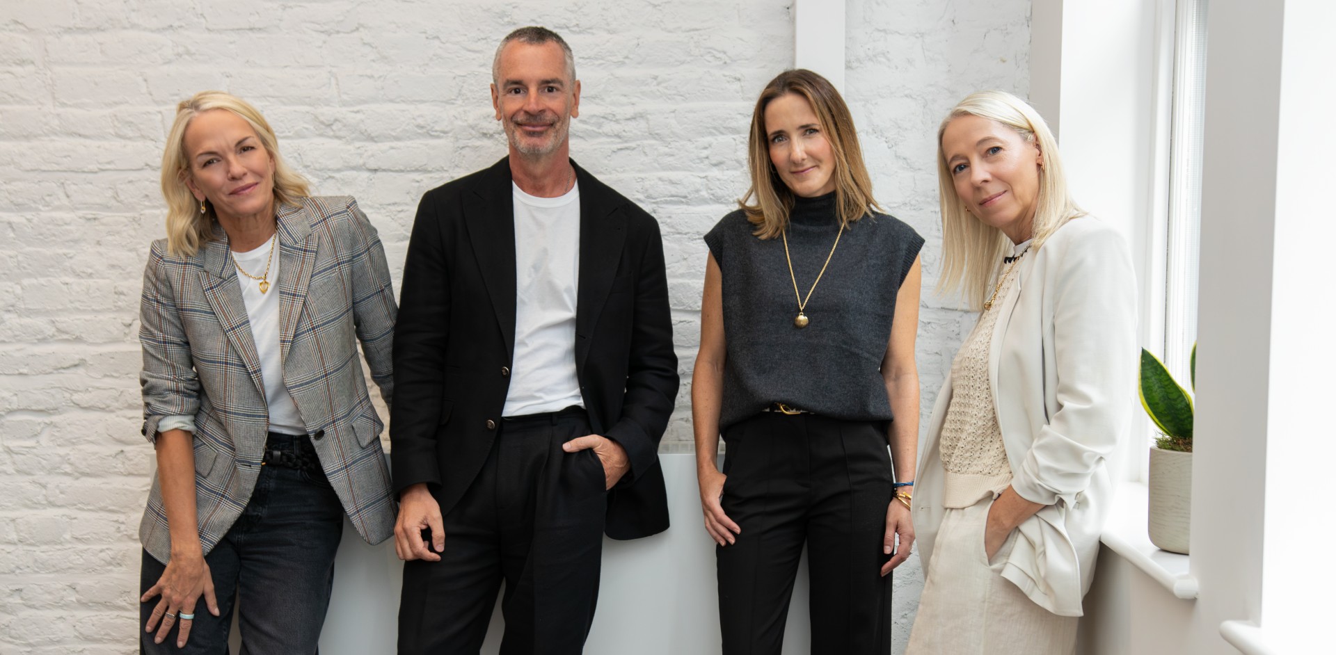 Liz Murdoch & Jane Featherstone’s Sister Group Takes Stake In Common Interest Liz Murdoch & Jane Featherstone’s Sister Group Takes Stake In Common Interest