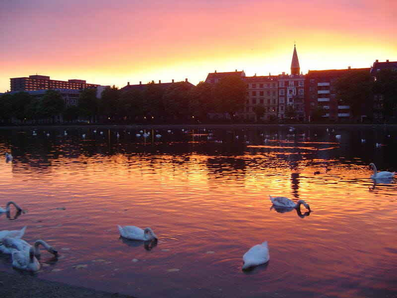 Book online, pay at the hotel. The Lakes of Copenhagen - Visit Denmark.net