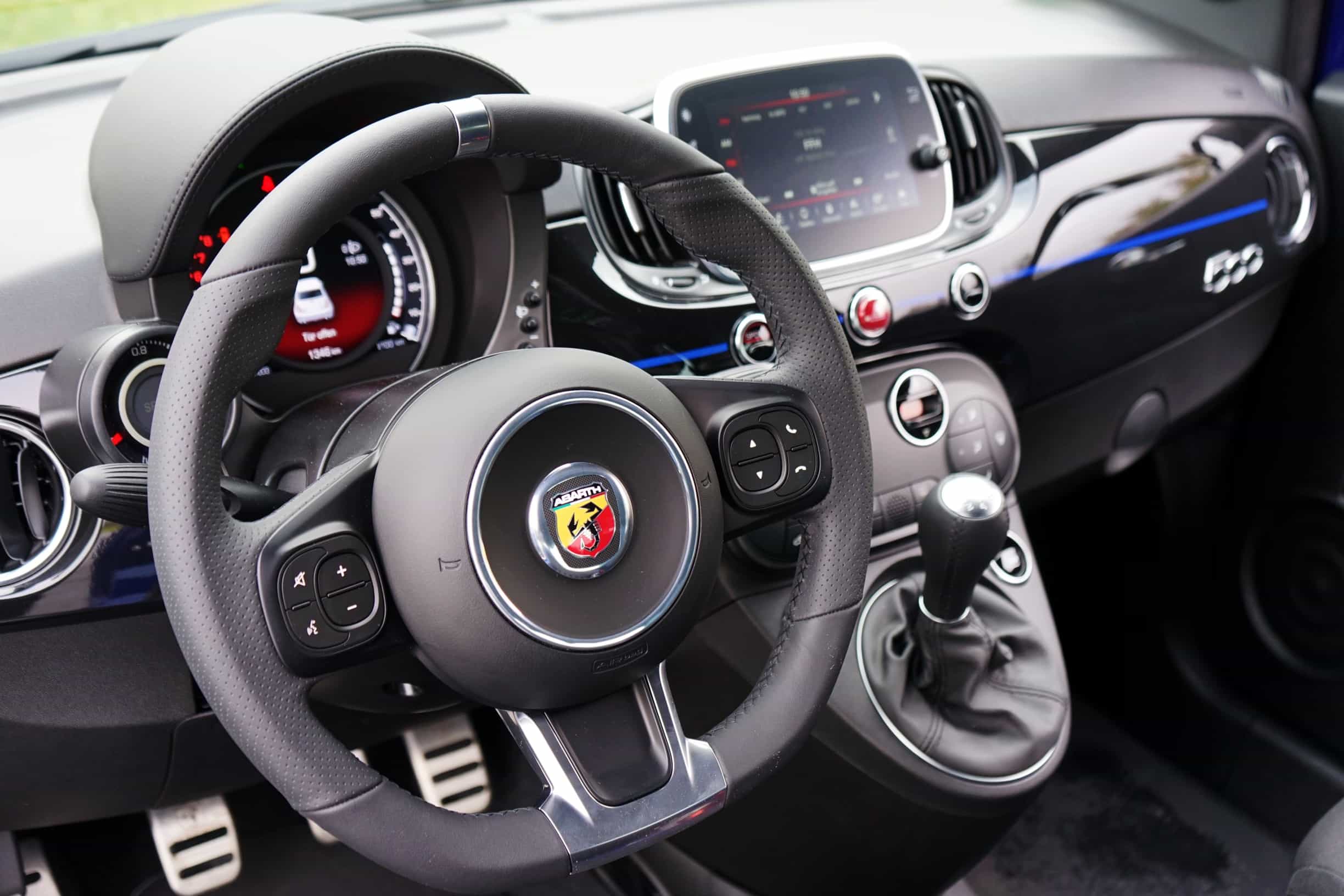 (2020) Abarth 595 Monster Energy Yamaha (165 PS) - Meine Eindrücke - Test I Sound I POV I Bilster Berg 5 2020 Abarth 595 Monster Energy Yamaha (165 PS) - Meine Eindrücke - Test I Sound I POV I Bilster Berg