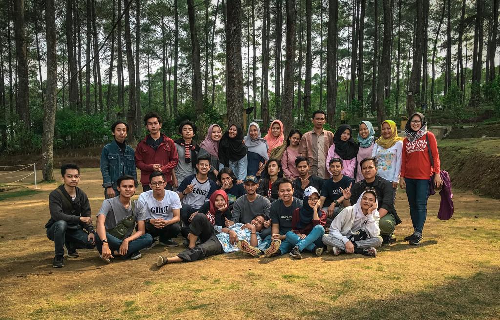 Bebas pilih belajar online atau offline. Kampung Inggris Bandung We English Kursus Bahasa Inggris Terbaik Di Bandung Desainggris Com