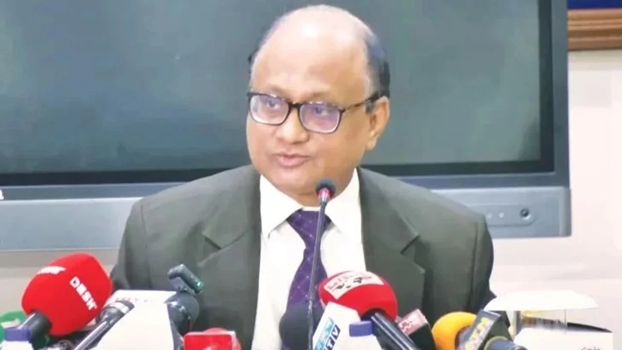 শেখ হাসিনার রায়কে দুর্নীতিবাজদের জন্য সতর্ক সংকেত বলে মন্তব্য দুদক চেয়ারম্যানের