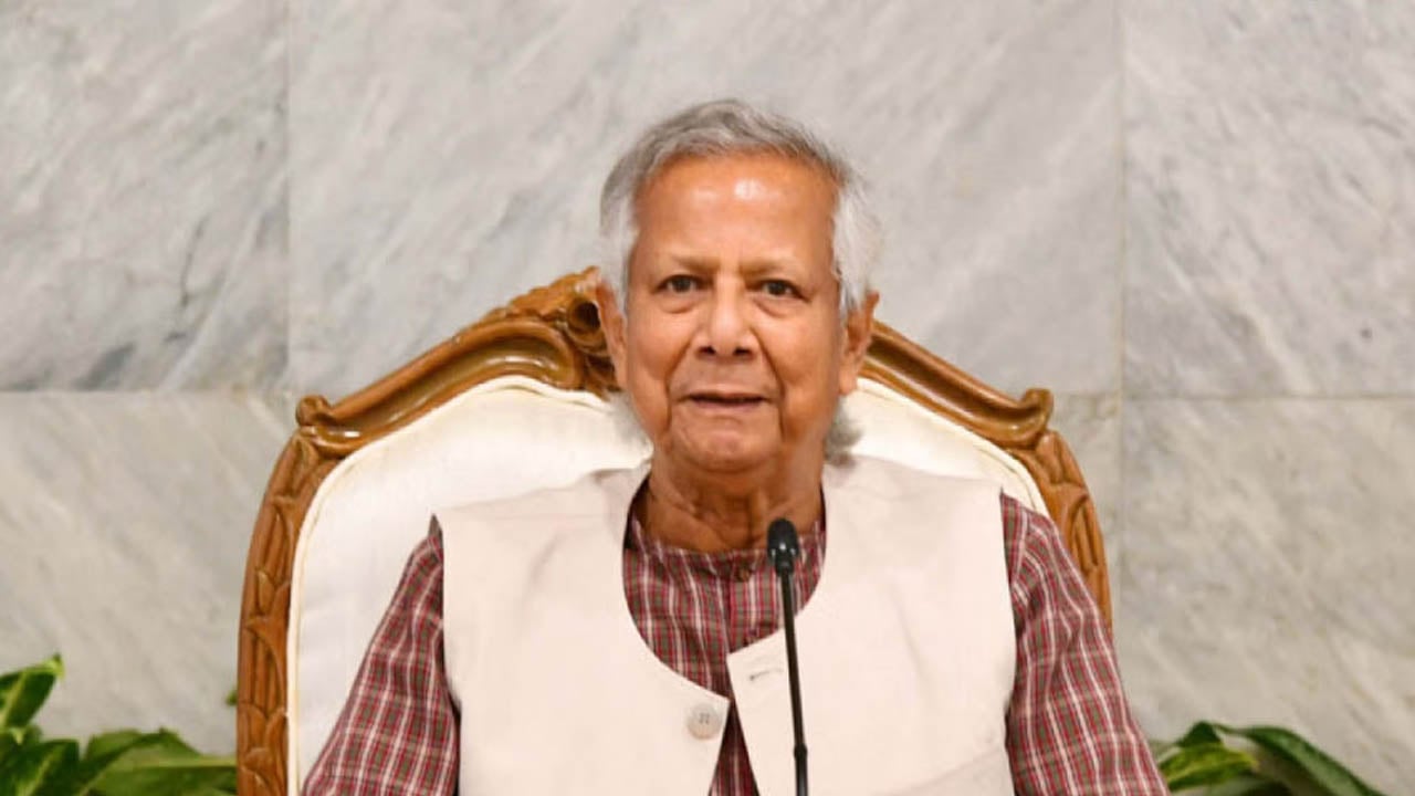 সশস্ত্র বাহিনী দিবসে প্রধান উপদেষ্টা ড. ইউনূসের বাণী
