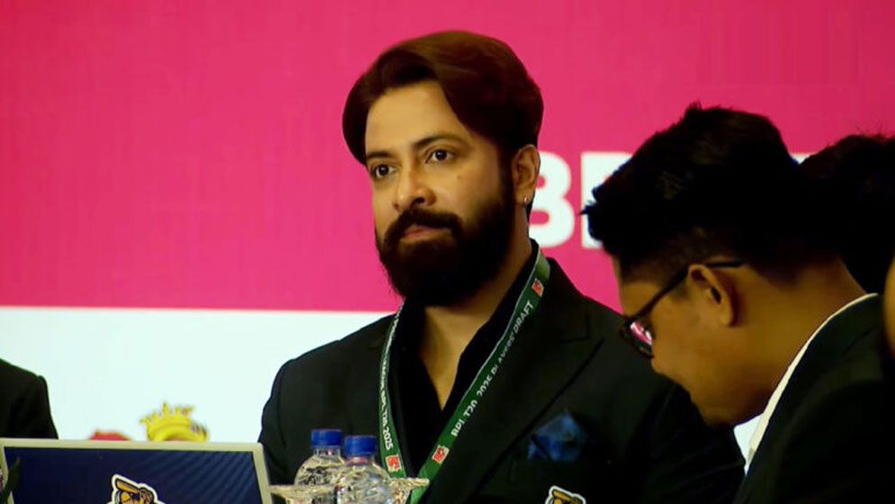 শাকিব খান পুনরায় ঢাকা ক্যাপিটালসের মালিক, বিপিএলে প্রস্তুতি শুরু