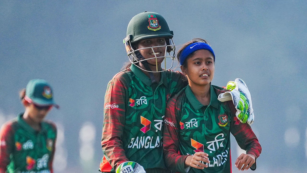 সিরিজের প্রথম টি-টোয়েন্টিতে হোঁচট খেল বাংলাদেশ অনূর্ধ্ব–১৯ নারী দল