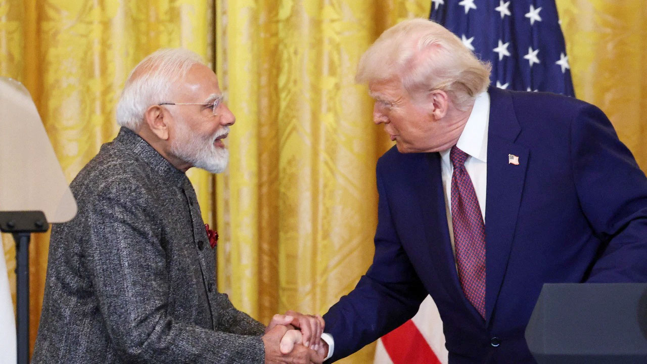 মোদি ৫০ শতাংশ শুল্কে খুশি নন, বলেছেন ট্রাম্প