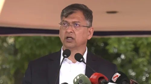 দেশে কোনো সন্ত্রাসের অভয়ারণ্য থাকবে না এবং চাঁদাবাজি সম্পূর্ণ নির্মূল করা হবে ঘোষণা স্বরাষ্ট্রমন্ত্রীর