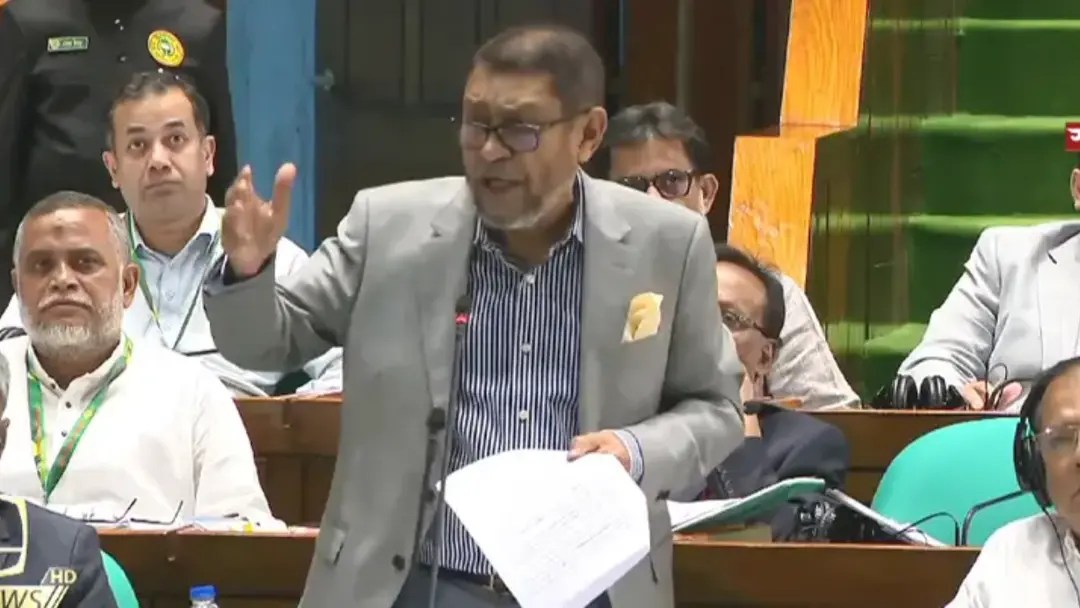 আদ্-দ্বীন হাসপাতালের লাইসেন্স বাতিল নয় বরং স্থগিত করা হয়েছে বলে জানিয়েছেন স্বাস্থ্যমন্ত্রী