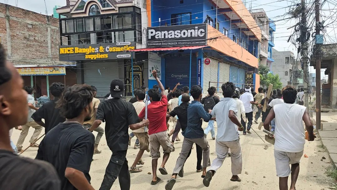 নেপালে হিন্দু-মুসলিম সংঘর্ষে নিহত ৩, সম্প্রীতি বজায় রাখার আহ্বান প্রধানমন্ত্রী বালেন্দ্র শাহর