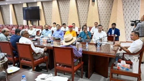 স্বাধীন গণমাধ্যম নীতিমালায় সম্পাদকদের সহযোগিতা চাইলেন প্রধানমন্ত্রী