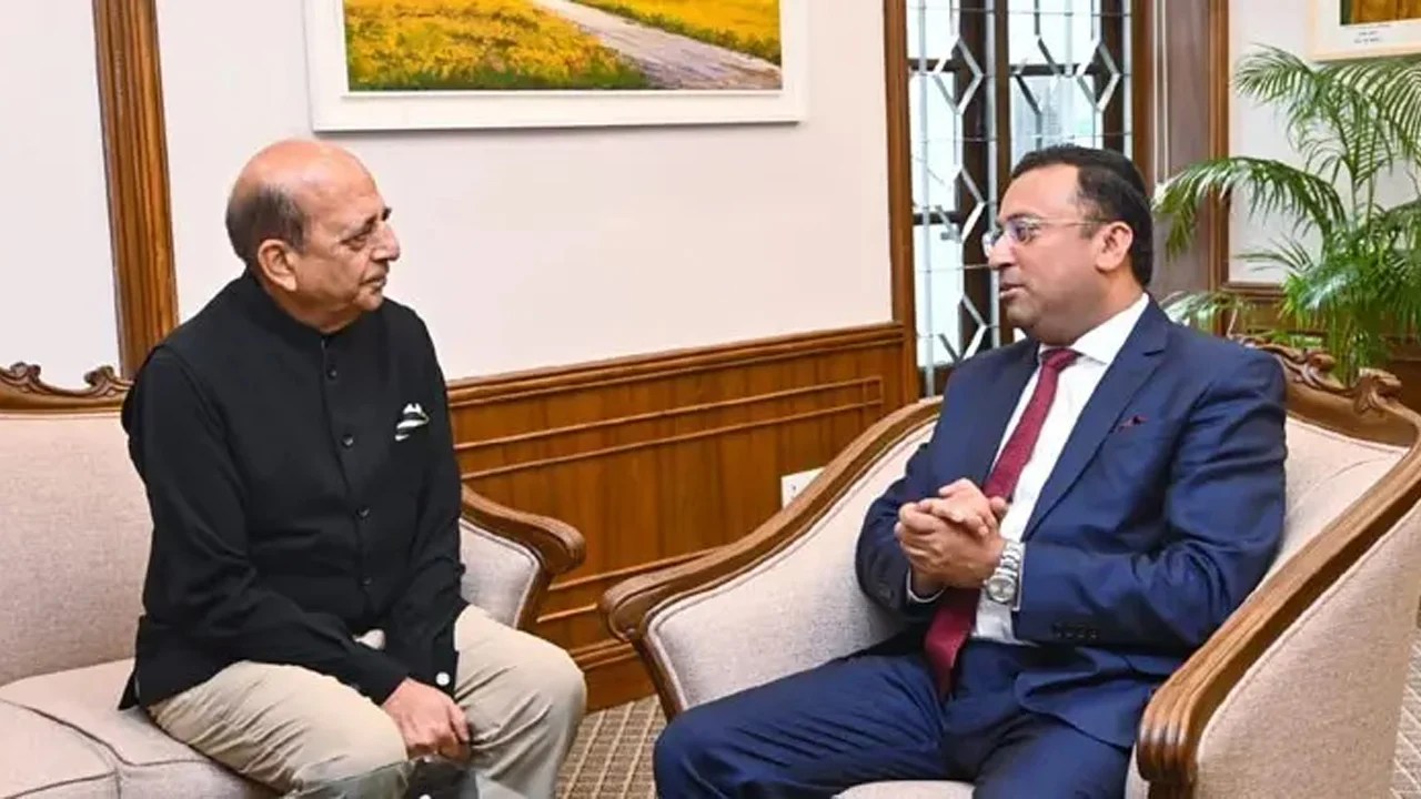শেখ হাসিনার সম্ভাব্য বক্তব্য ঘিরে ভারতীয় হাইকমিশনারের কাছে সহযোগিতা চাইল বাংলাদেশ
