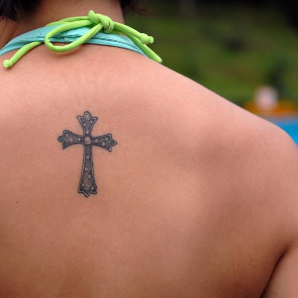 Cross Tattoos For Women - 35 Unique Examples | Design Press 600_x_600_jpg