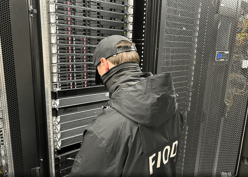 Netherlands Seizes 800 Servers, Arrests 2 for Aiding Cyberattacks – Krebs on Security