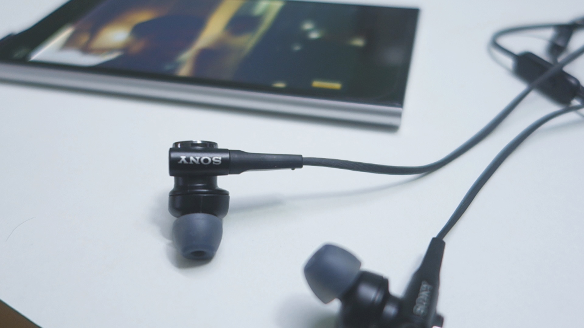 There is no sound from my . Sony MDR-XB50AP EXTRA BASS Earphones Review! Excellent