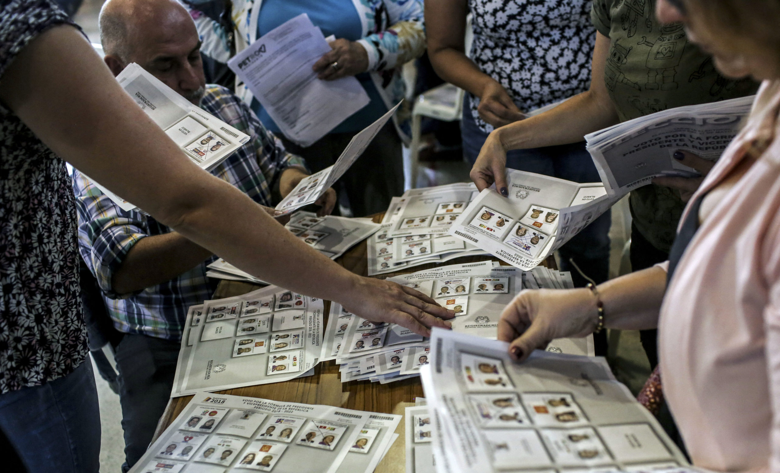 Looking for some of the best crossover suvs for seniors in 2022? Risks Of Russian Interference Ahead Of Colombian Elections Dialogo Americas