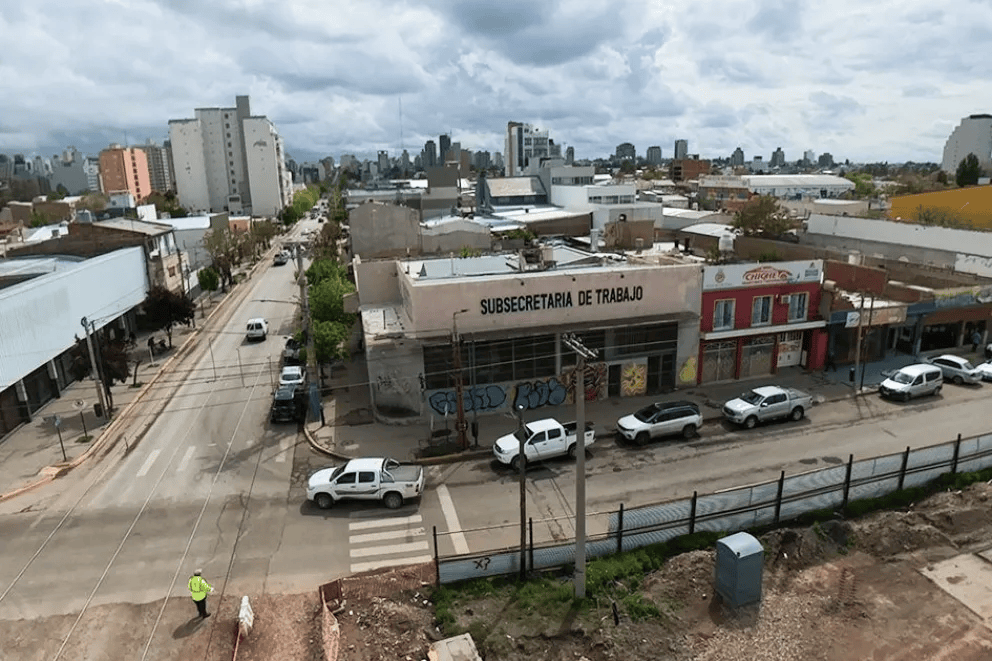 Imagen de la noticia "Construirán una torre de 11 pisos para el BPN y oficinas provinciales sobre avenida Mosconi" publicada por diarioneuquino.com.ar