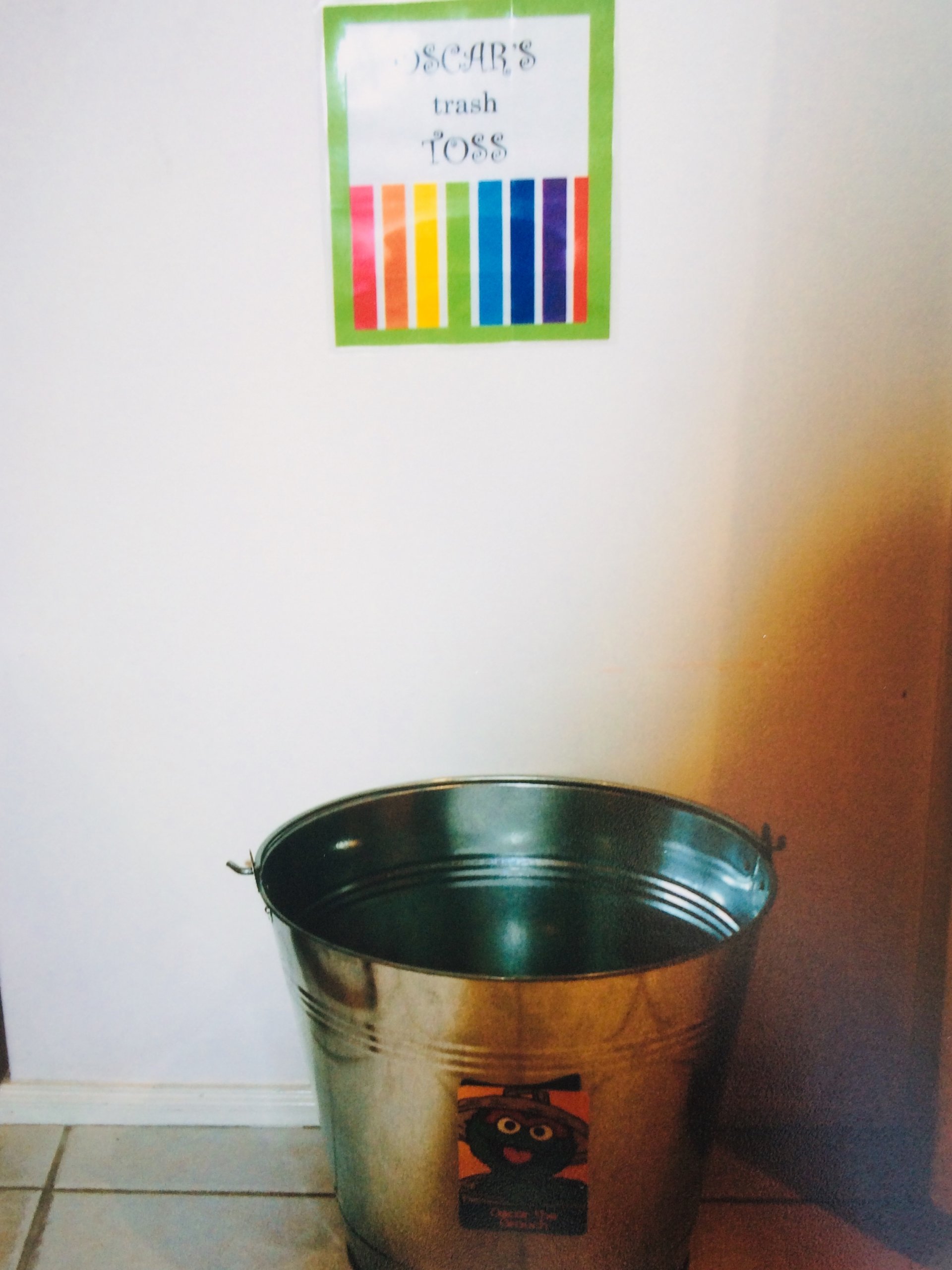 Sesame Street Party - Oscar's Trash Toss
