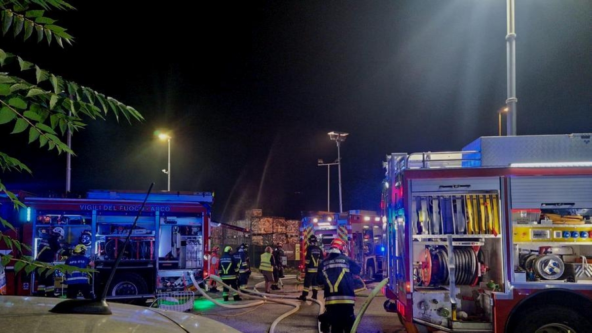 Vigili del fuoco esenti da multe: finalmente il premio per chi rischia la vita invece di parcheggiare bene