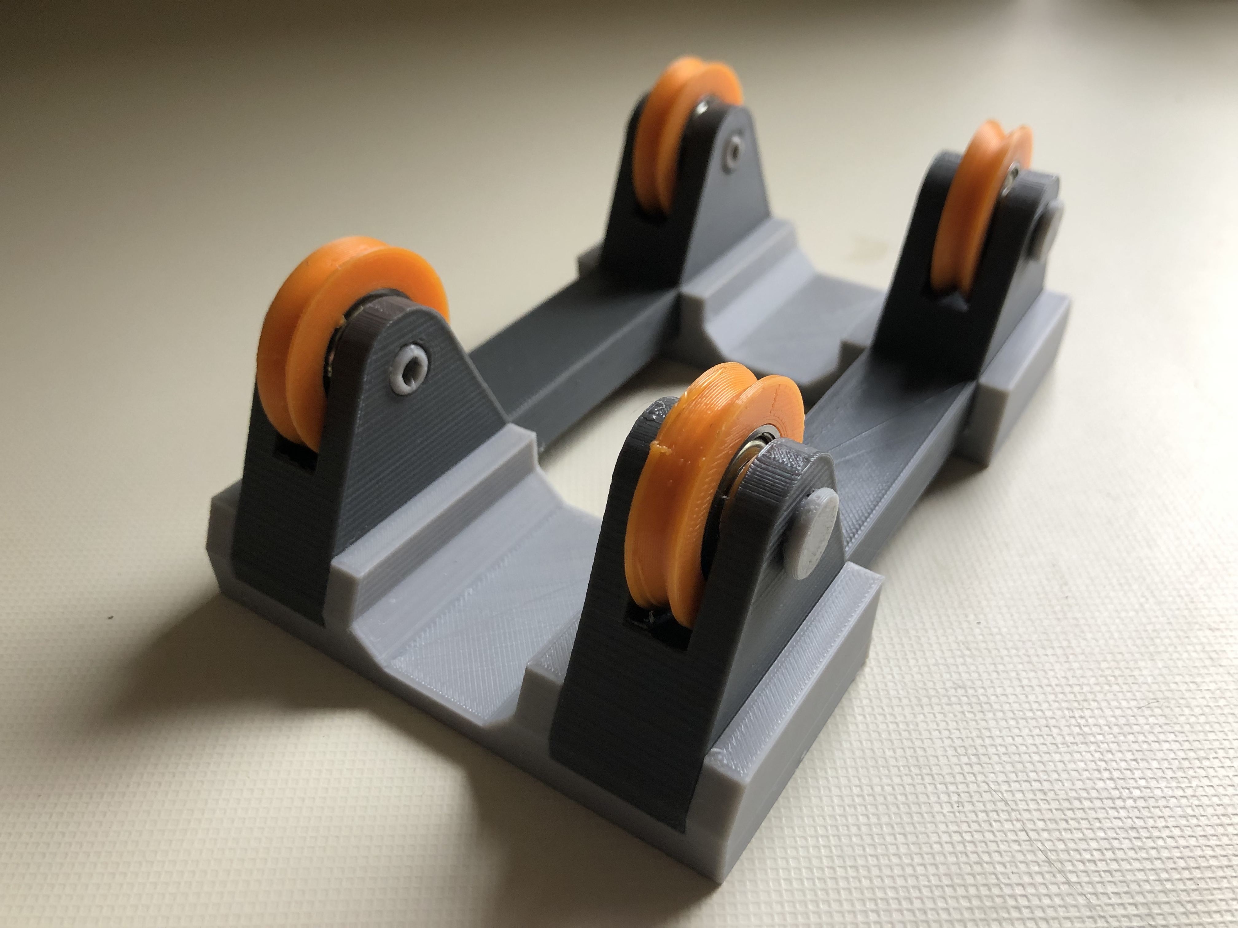 A Filament Spool Holder for 3D Printers | DIY Chris