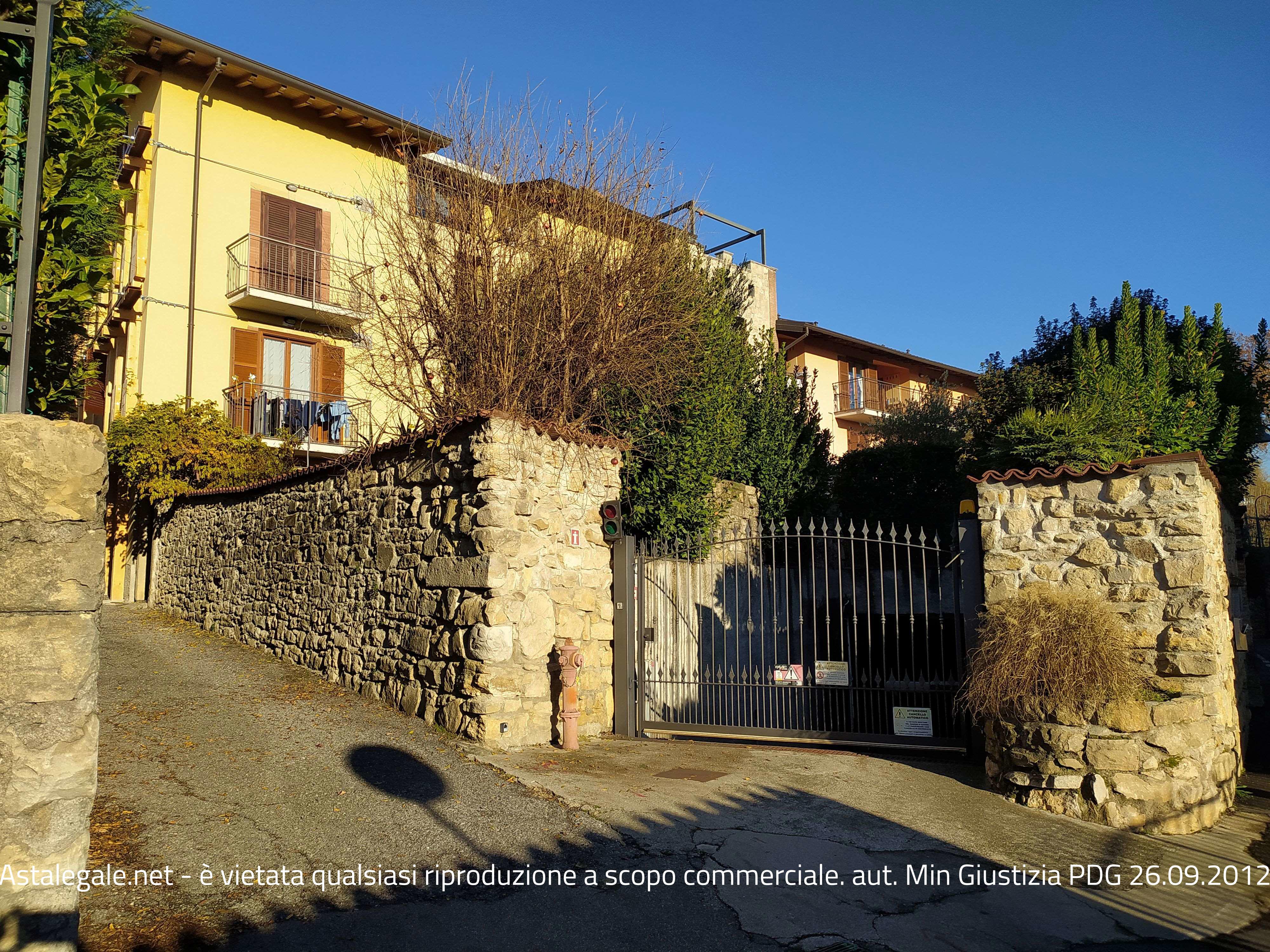 Asta giudiziaria Abitazione di tipo civile Via Castello n. 11 24060 Bagnatica BG Italia, 24060 Bagnatica BG