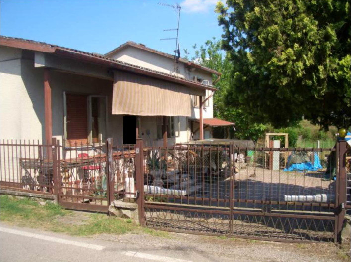 Asta giudiziaria Abitazione di tipo civile Via F.lli Cervi, 70 45020 Giacciano Con Baruchella RO